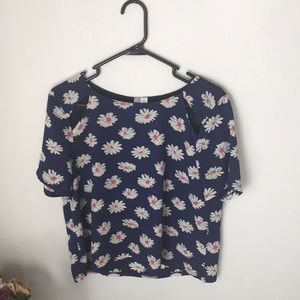 🌼 Blue Short-Sleeve Blouse 🌼